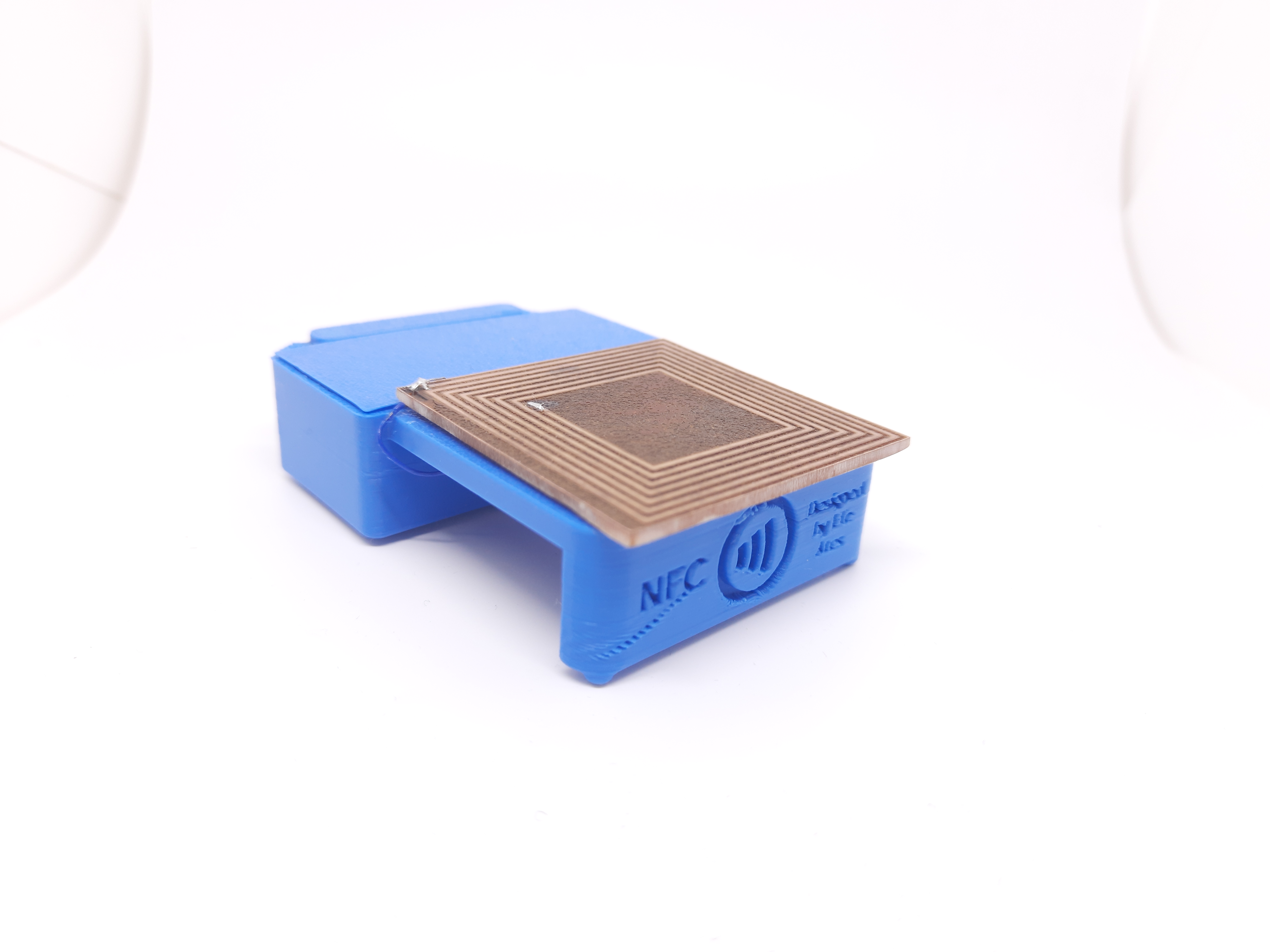 NFC Potentiostat assembled device